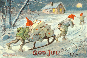 Vintage-Weihnachtsgrußkarte mit zwei Zwergen, die einen Geschenkeschlitten durch den Schnee ziehen, mit Bäumen, einem Haus und einem Mond im Hintergrund und der Aufschrift "God Jul".