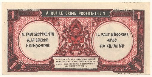 Alte französische Banknote mit ernstem Mann im Anzug, Text "A qui le crime profite-il?" auf weißem Hintergrund mit schwarzem Rand.