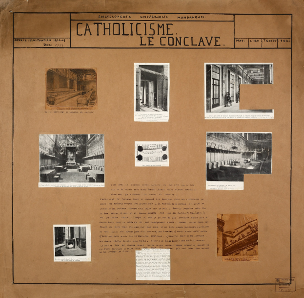 Ein Buch mit Bildern und Texten zur Geschichte der Katholischen Kirche, einschließlich Bildern von ihren Räumen, Fluren und erhaltenen Artefakten.