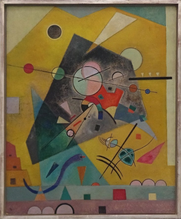 Gemälde von Wassily Kandinsky in einem klassischen Rahmen an einer Wand.
